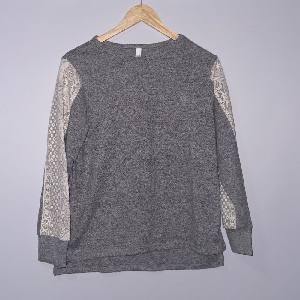 Flora Nikrooz Grey Sweatshirt with Lace Sleeves Women’s size Medium
